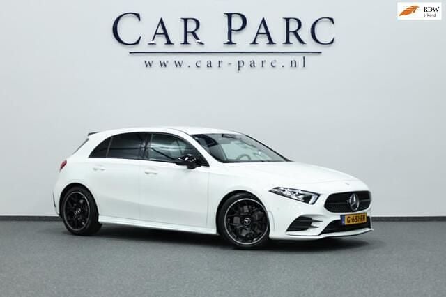 Wit Gebruikt 2018 Mercedes A250 AMG Hatchback | € 23.995 (Goede deal) - Afbeelding 1/4