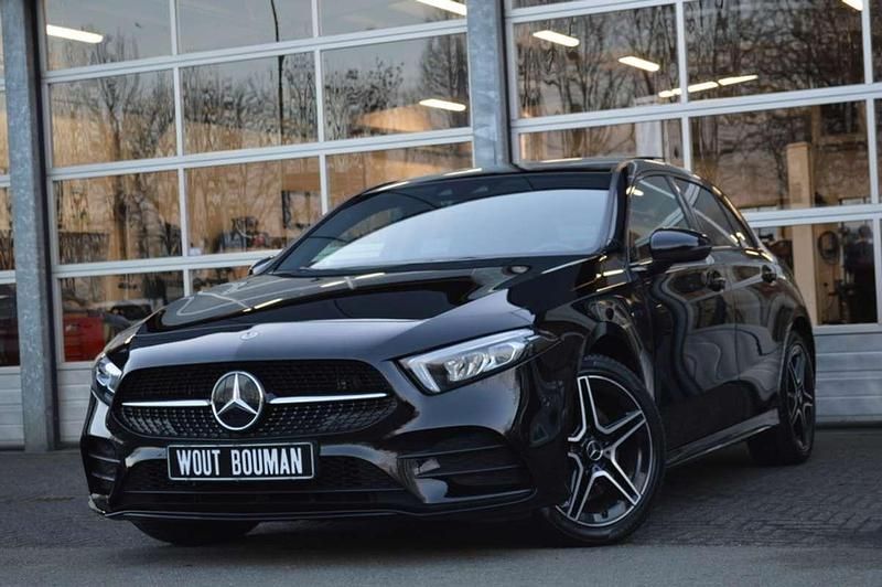 Occasion Mercedes A250 AMG 218 PK (160 kW) 2020 Zwart Hatchback
