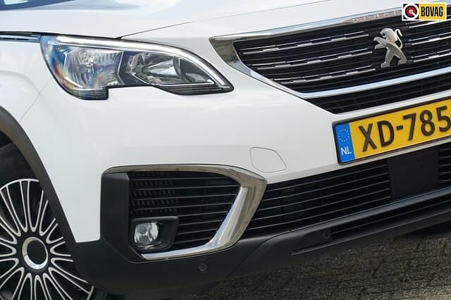 Wit Gebruikt 2018 Peugeot 5008 Active MPV | € 14.925 (Super prijs) - Afbeelding 1/4