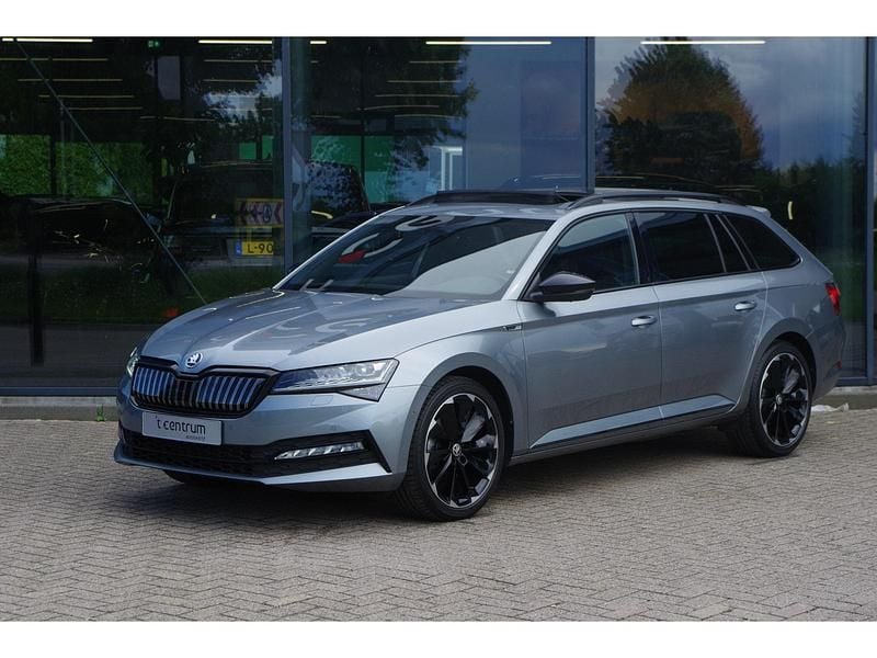 Grijs Gebruikt 2021 Skoda Superb Business Line Stationwagen | € 29.950 (Iets duurder) - Afbeelding 1/4