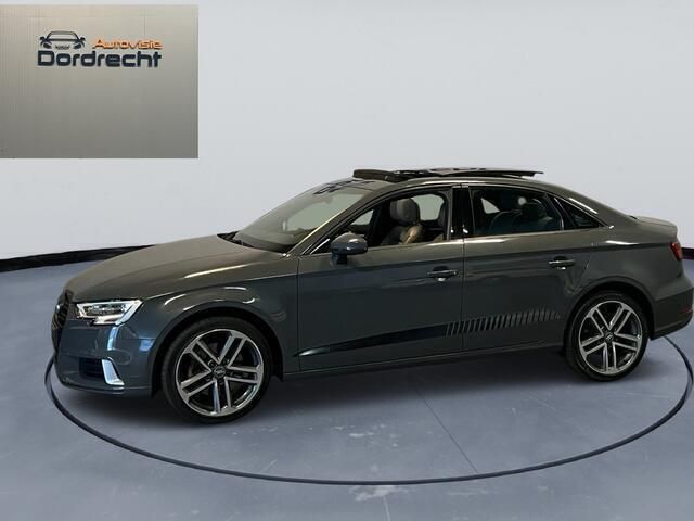 Grijs Gebruikt 2017 Audi A3 Sport Sedan | € 19.950 (Goede deal) - Afbeelding 1/4