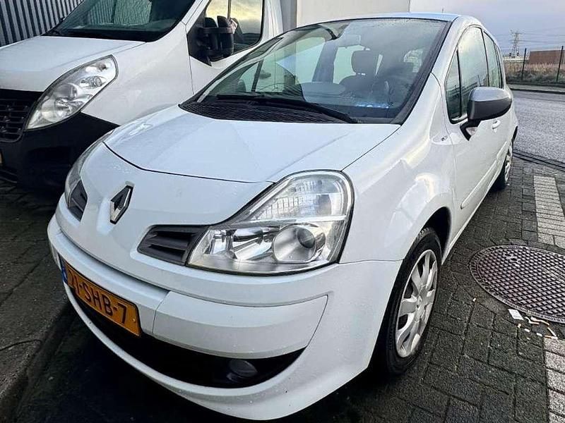 Wit Gebruikt 2011 Renault Modus MPV | € 1.500 (Goede deal) - Afbeelding 1/3