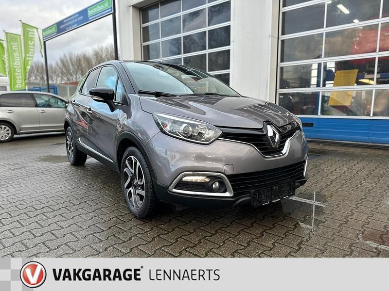 Occasion Renault Captur LIMITED 120 PK (88 kW) 2016 Grijs SUV