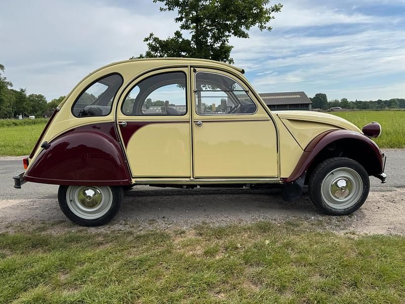 Occasion Citroën 2CV 27 PK (19 kW) 1987 Beige Sedan