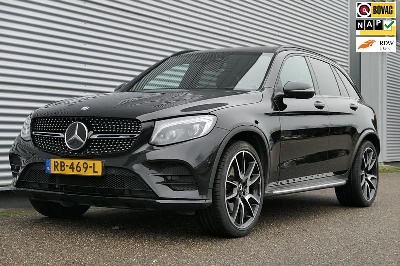 Zwart (metallic) Gebruikt 2017 Mercedes GLC43 AMG AMG SUV | € 39.940 (Eerlijke prijs) - Afbeelding 1/4