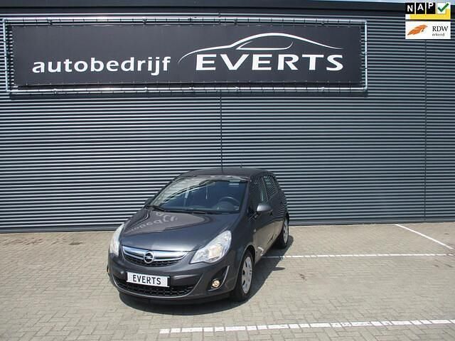 Grijs Gebruikt 2013 Opel Corsa Edition Hatchback | € 3.450 (Eerlijke prijs) - Afbeelding 1/4