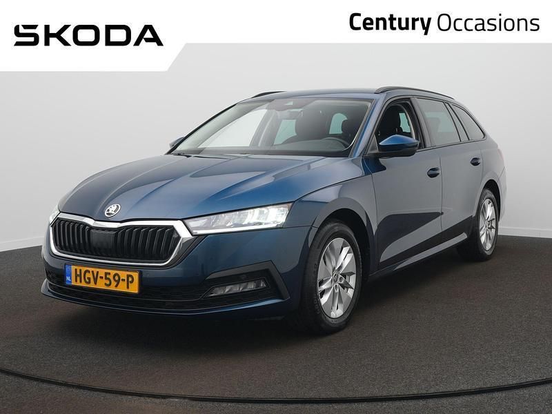 Blauw Gebruikt 2021 Skoda Octavia Ambition Stationwagen | € 23.900 (Eerlijke prijs) - Afbeelding 1/4