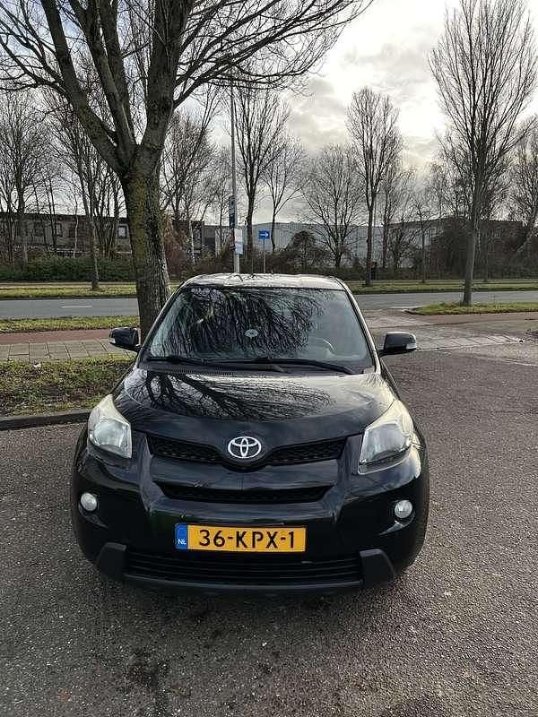 Occasion 2010 Toyota Urban Cruiser Stationwagen | € 4.800 (Goede deal) - Afbeelding 1/4