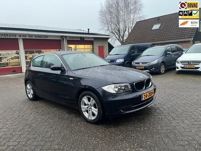 Blauw Gebruikt 2009 BMW 116 Hatchback | € 3.200 (Duur) - Afbeelding 1/4