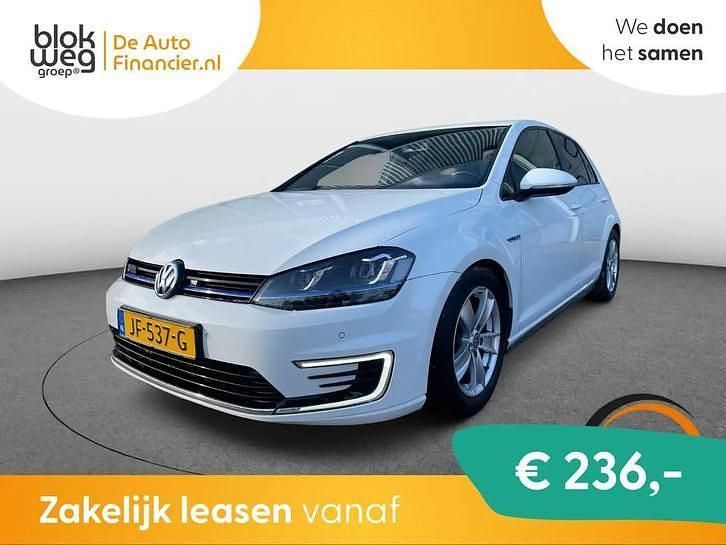 Occasion 2016 VW e-Golf GTE Hatchback | € 13.890 (Eerlijke prijs) - Afbeelding 1/4