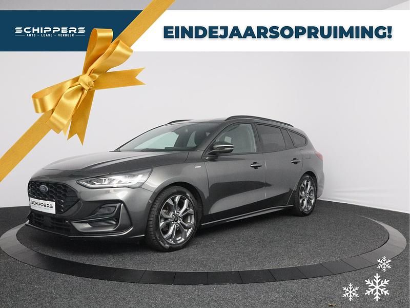 Grijs Gebruikt 2024 Ford Focus ST-Line Stationwagen | € 22.900 (Eerlijke prijs) - Afbeelding 1/4