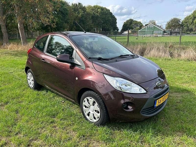 Bruin Gebruikt 2012 Ford Ka Hatchback | € 3.799 (Eerlijke prijs) - Afbeelding 1/4