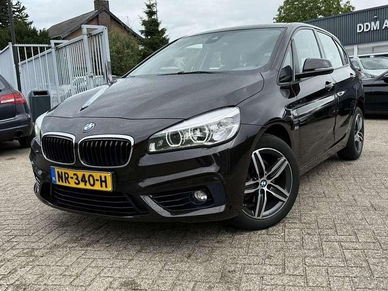 Bruin Gebruikt 2017 BMW 216 Active Tourer Executive MPV | € 7.900 (Super prijs) - Afbeelding 1/4