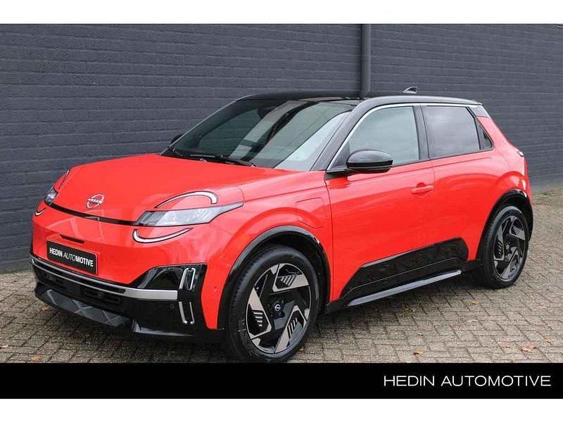 Nieuw Nissan Micra Evolve 110 kW (150 PK) 2025 Rebel red / black Hatchback