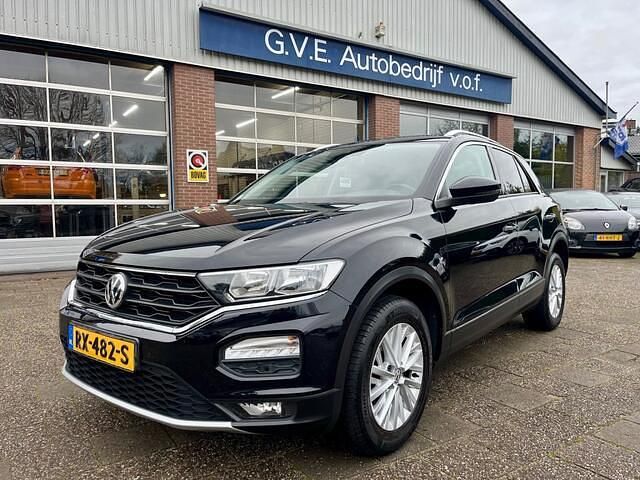 Zwart Gebruikt 2018 VW T-Roc Style SUV | € 18.450 (Goede deal) - Afbeelding 1/4