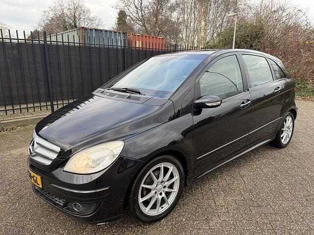 Zwart Gebruikt 2006 Mercedes B200 MPV | € 950 (Goede deal) - Afbeelding 1/4