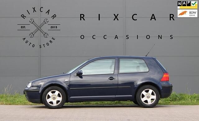 Blauw Gebruikt 1999 VW Golf IV Trendline Hatchback | € 2.440 (Iets duurder) - Afbeelding 1/4