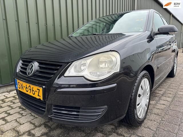 Zwart Gebruikt 2008 VW Polo Trendline Hatchback | € 1.699 (Goede deal) - Afbeelding 1/4