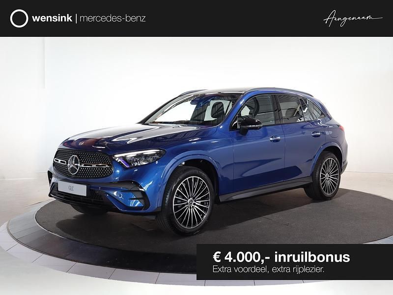 Blauw Gebruikt 2025 Mercedes GLC300e Sport Edition SUV | € 79.582 - Afbeelding 1/4