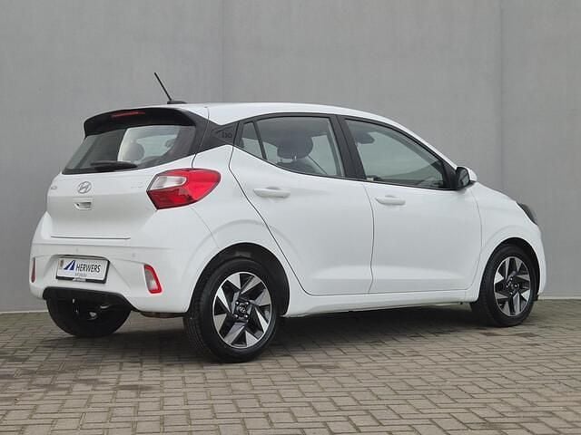Occasion Hyundai i10 Premium 63 PK (46 kW) 2025 (saw) atlas white solid Hatchback