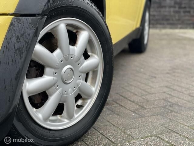 Occasion Mini ONE Salt 90 PK (66 kW) 2002 Geel Hatchback