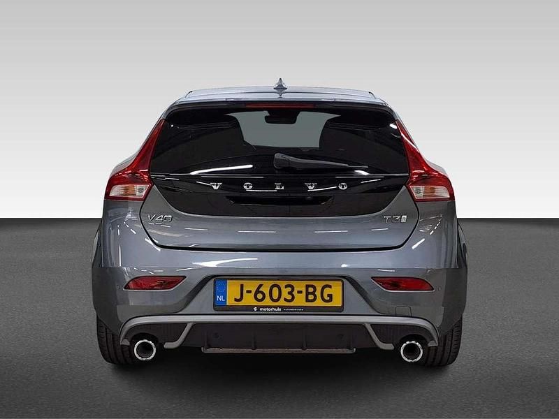 Occasion Volvo V40 R-Design 152 PK (111 kW) 2020 Grijs Stationwagen