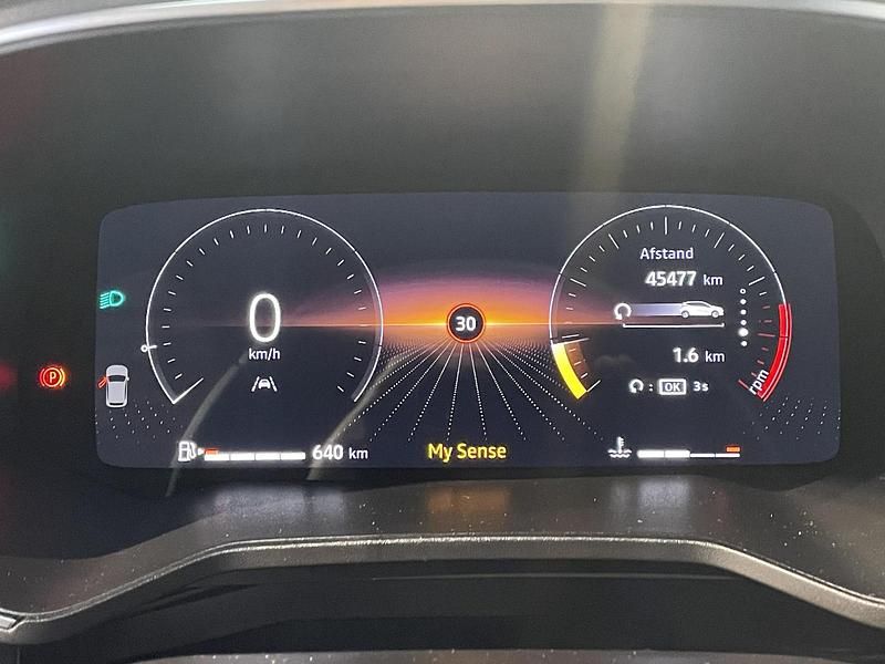 Occasion Renault Clio V Techno 2024 Grijs Hatchback