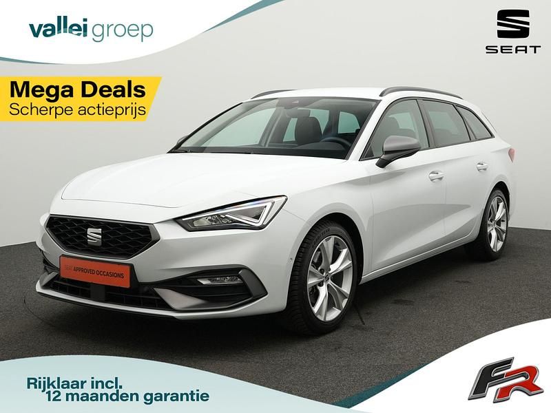 Wit Gebruikt 2024 Seat Leon FR Stationwagen | € 29.900 (Eerlijke prijs) - Afbeelding 1/4