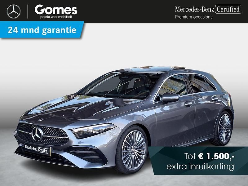 Grijs Gebruikt 2024 Mercedes A180 AMG line Hatchback | € 38.950 (Duur) - Afbeelding 1/4