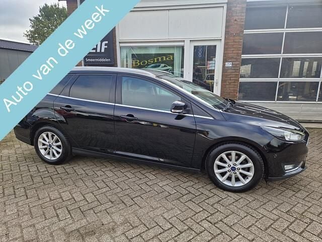 Zwart Gebruikt 2016 Ford Focus Titanium Stationwagen | € 6.988 (Goede deal) - Afbeelding 1/4