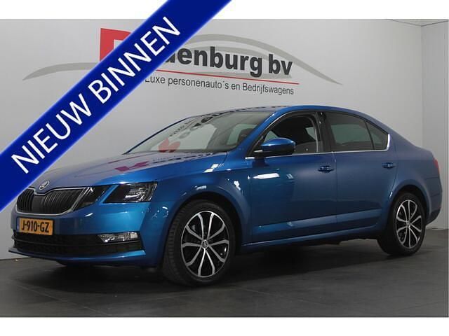 Blauw Gebruikt 2020 Skoda Octavia Business Line Hatchback | € 12.945 (Goede deal) - Afbeelding 1/4