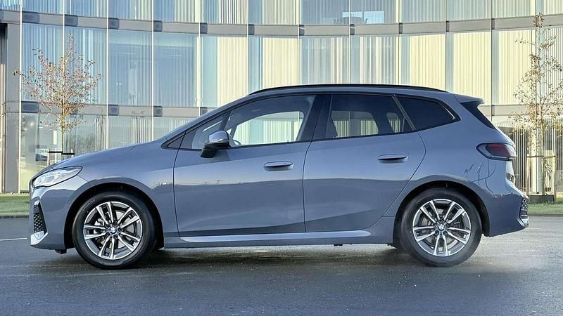 Occasion BMW 220 Active Tourer Basis 170 PK (125 kW) 2022 Grijs MPV