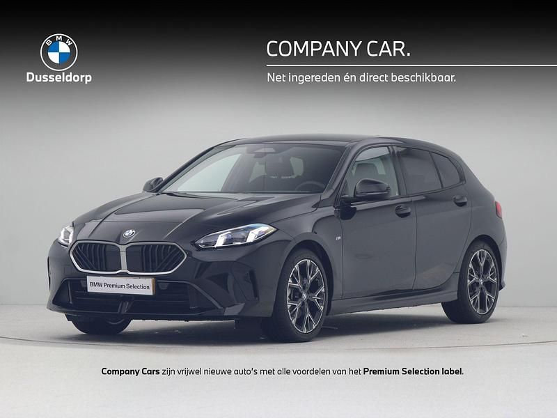 Zwart Gebruikt 2025 BMW 120 M Sport Hatchback | € 48.245 (Eerlijke prijs) - Afbeelding 1/4