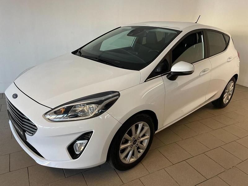 Wit Gebruikt 2020 Ford Fiesta Titanium Hatchback | € 12.485 (Super prijs) - Afbeelding 1/4