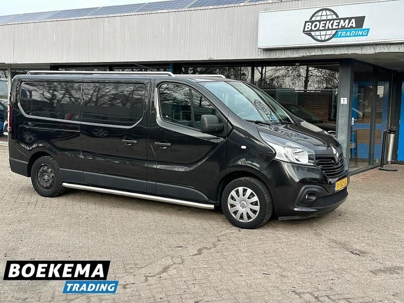 Gebruikt 2017 Renault Trafic Komfort MPV | € 6.250 - Afbeelding 1/4