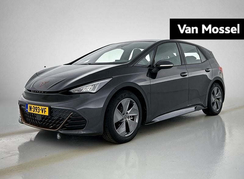 Grijs Gebruikt 2021 Cupra Born Hatchback | € 24.944 (Eerlijke prijs) - Afbeelding 1/4