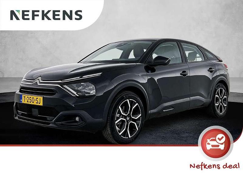 Zwart Gebruikt 2023 Citroën e-C4 Feel SUV | € 20.925 (Eerlijke prijs) - Afbeelding 1/3