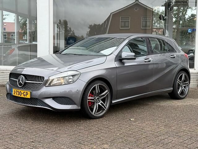 Grijs Gebruikt 2012 Mercedes A200 Ambition Hatchback | € 10.925 (Goede deal) - Afbeelding 1/4