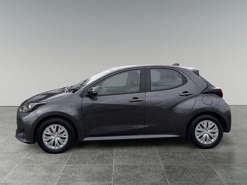 Grijs Gebruikt 2024 Mazda 2 Hatchback | € 22.450 (Goede deal) - Afbeelding 1/4