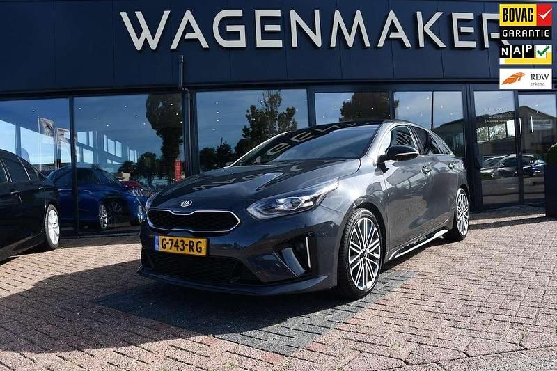 Grijs Gebruikt 2019 Kia ProCeed Hatchback | € 19.950 (Eerlijke prijs) - Afbeelding 1/4