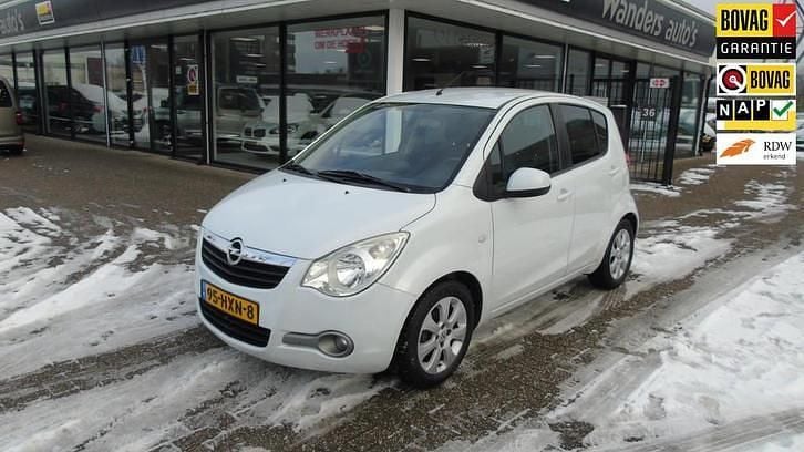 Wit Gebruikt 2009 Opel Agila Enjoy Hatchback | € 2.695 (Goede deal) - Afbeelding 1/4