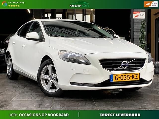 Wit Gebruikt 2014 Volvo V40 R-Design Hatchback | € 10.744 (Goede deal) - Afbeelding 1/4