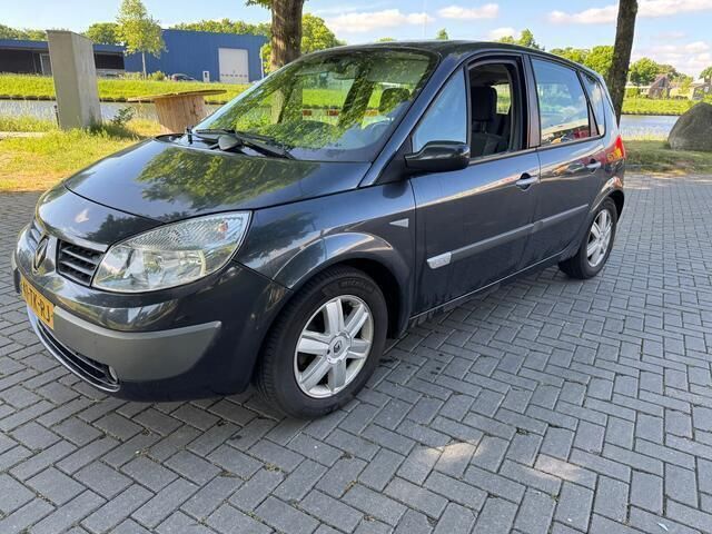 Grijs Gebruikt 2006 Renault Scénic II Luxe MPV | € 1.450 (Duur) - Afbeelding 1/4