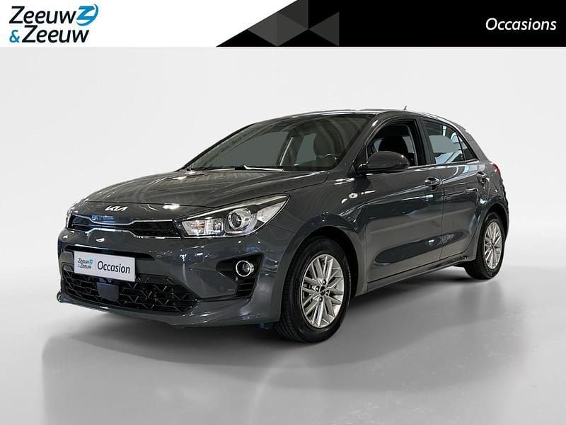 Grijs Gebruikt 2021 Kia Rio Hatchback | € 16.945 (Eerlijke prijs) - Afbeelding 1/4