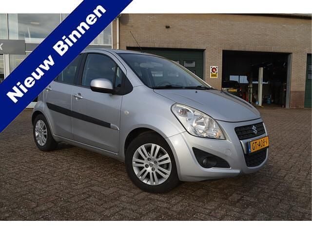 Grijs Occasion 2015 Suzuki Splash Exclusive Hatchback | € 7.950 (Iets duurder) - Afbeelding 1/4