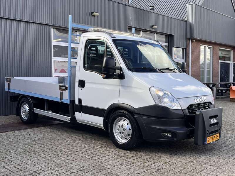 Wit Gebruikt 2012 Iveco Daily Van | € 8.950 (Super prijs) - Afbeelding 1/4