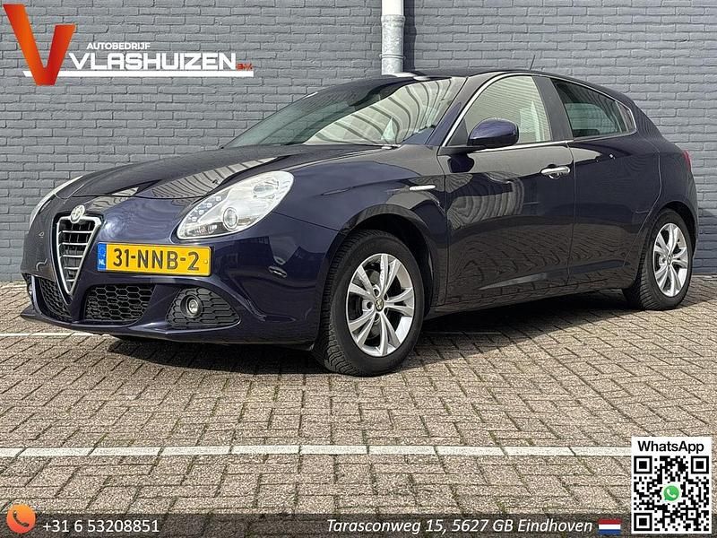 Blauw Gebruikt 2010 Alfa Romeo Giulietta Distinctive Hatchback | € 2.850 (Duur) - Afbeelding 1/4