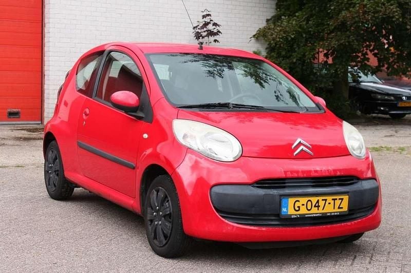 Rood Gebruikt 2007 Citroën C1 Hatchback | € 395 (Super prijs) - Afbeelding 1/4