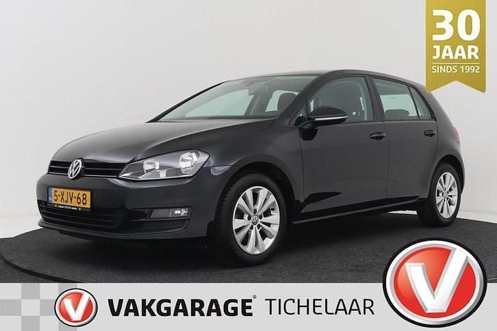Zwart Occasion 2014 VW Golf VII Comfortline Hatchback | € 8.199 (Eerlijke prijs) - Afbeelding 1/4