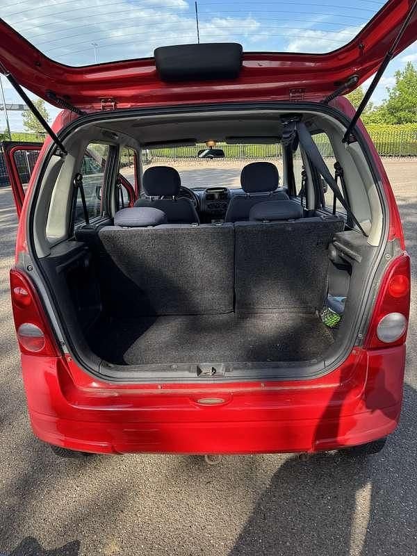 Rood Gebruikt 2006 Opel Agila MPV | € 500 (Goede deal) - Afbeelding 1/4